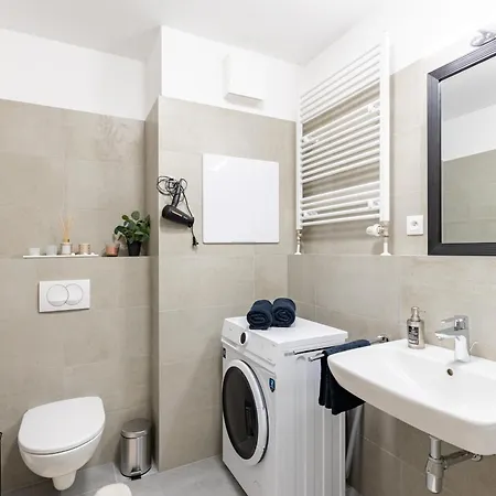 招待所 Sunny Haven: Modern 2br,garage, Wifi,stream