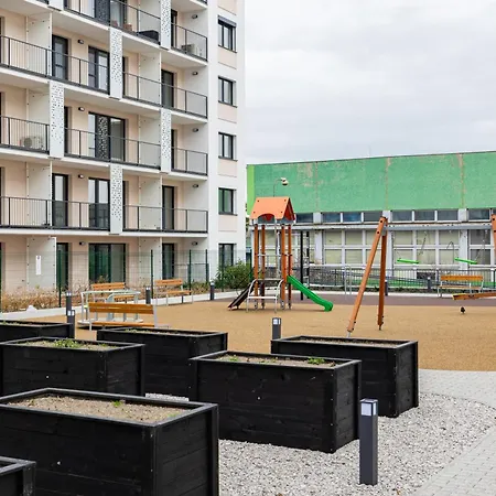 Guest house Sunny Haven: Modern 2br,garage, Wifi,stream *